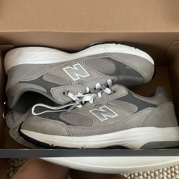 New Balance 993 - Picture 2 of 5